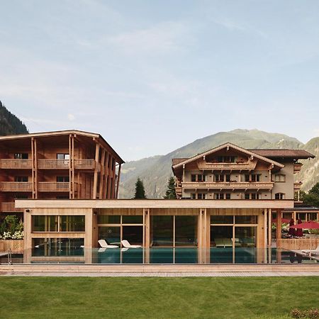 Gut Stiluppe Hotel Mayrhofen Bagian luar foto