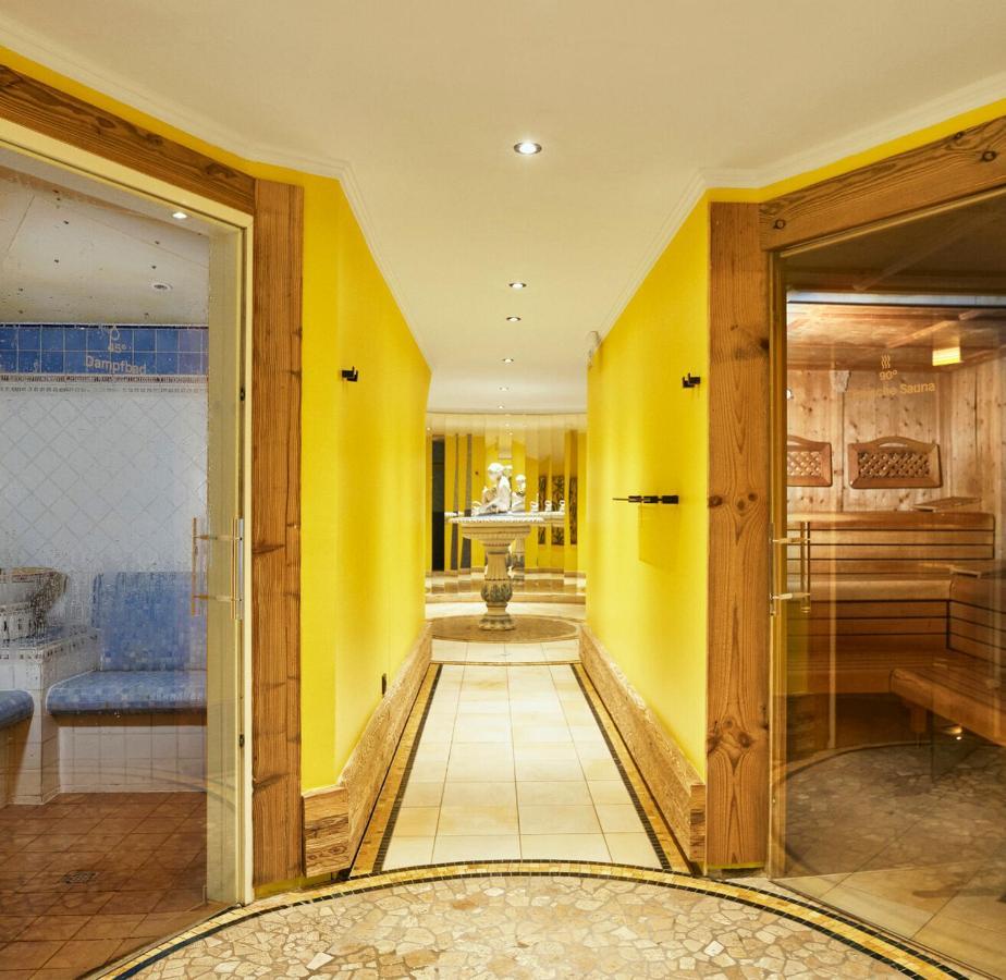 Gut Stiluppe Hotel Mayrhofen Bagian luar foto